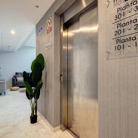 Hostal 37 Estepona Zewnętrze zdjęcie