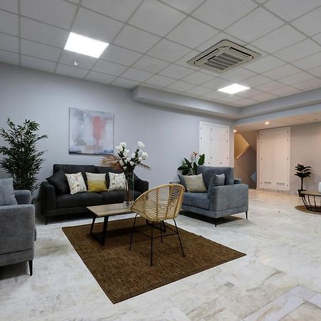 Hostal 37 Estepona Zewnętrze zdjęcie