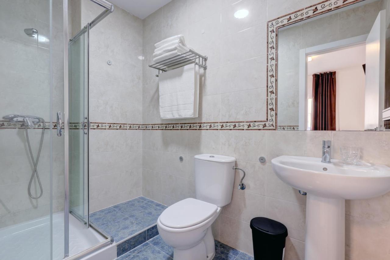 Hostal 37 Estepona Zewnętrze zdjęcie