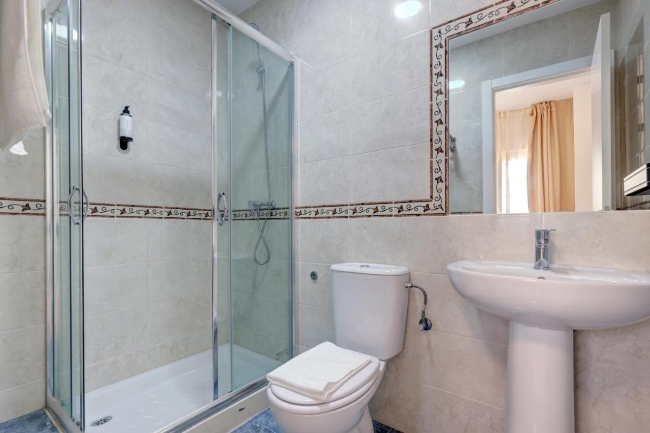 Hostal 37 Estepona Zewnętrze zdjęcie