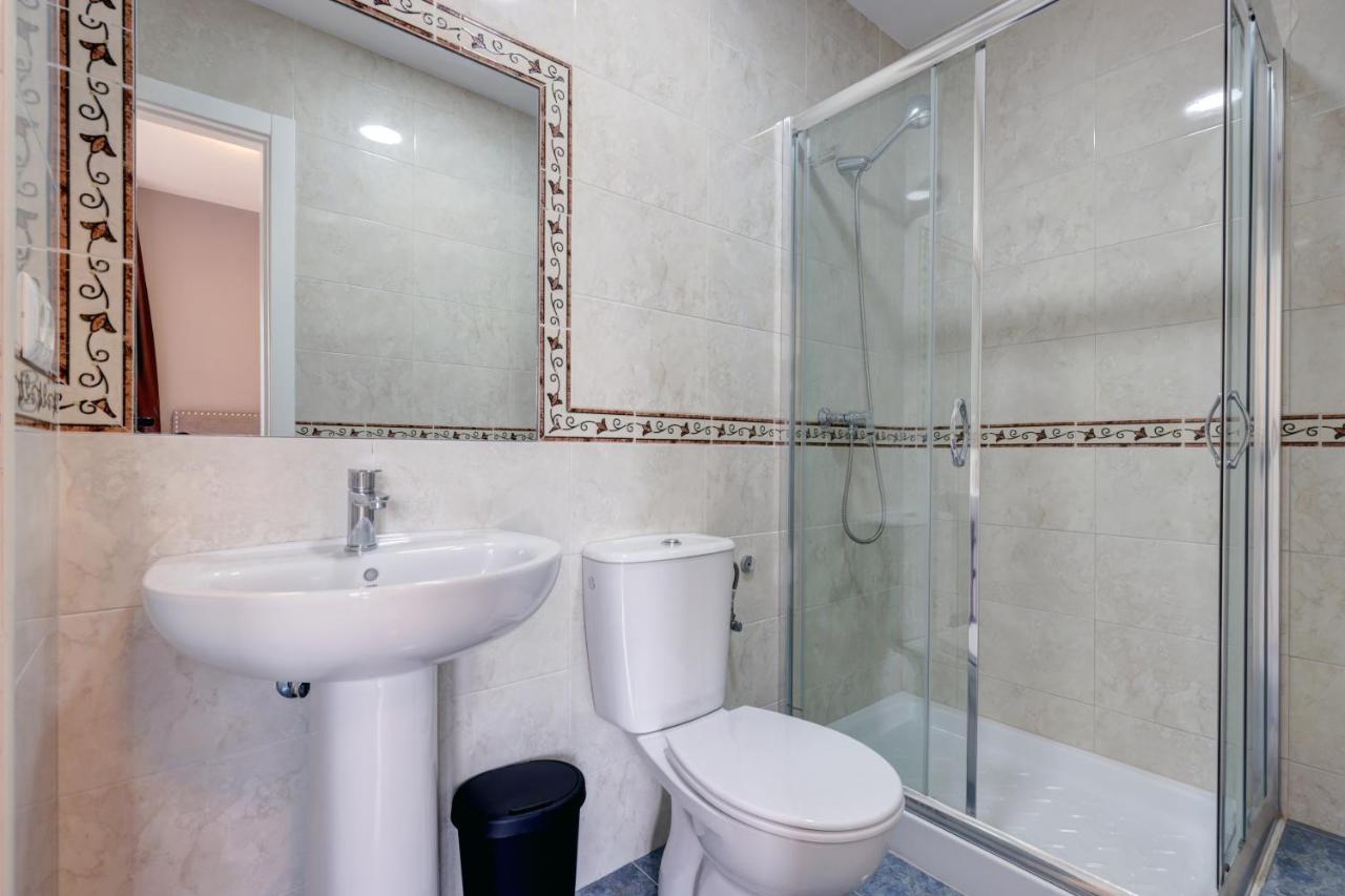 Hostal 37 Estepona Zewnętrze zdjęcie